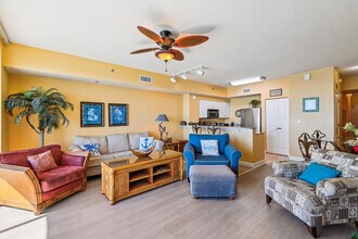 9900 S Thomas Dr in Panama City Beach, FL - Building Photo - Building Photo