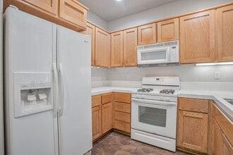 1658 Glenmore Dr in Fairfield, CA - Building Photo - Building Photo