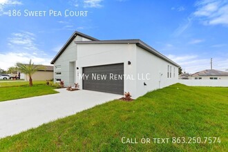 186 Sweet Pea Ct in Poinciana, FL - Building Photo - Building Photo