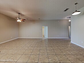 1865 Woodland Glen Road in Middleburg, FL - Building Photo - Building Photo