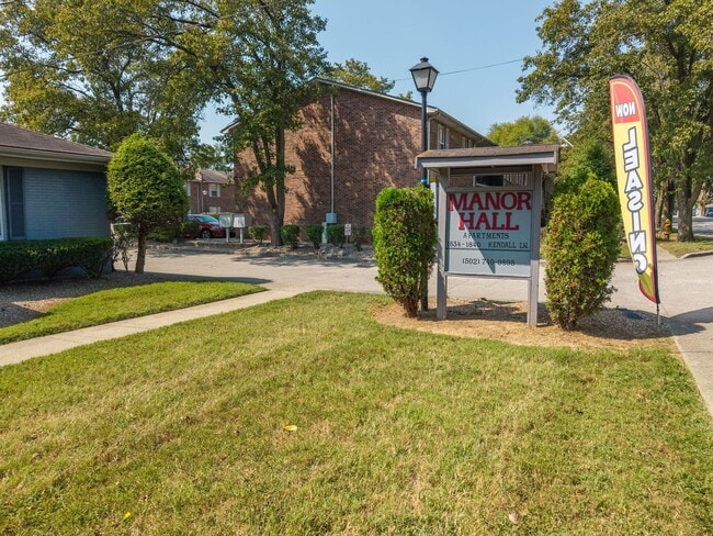 1838 Kendall Ln in Shively, KY - Building Photo - Building Photo