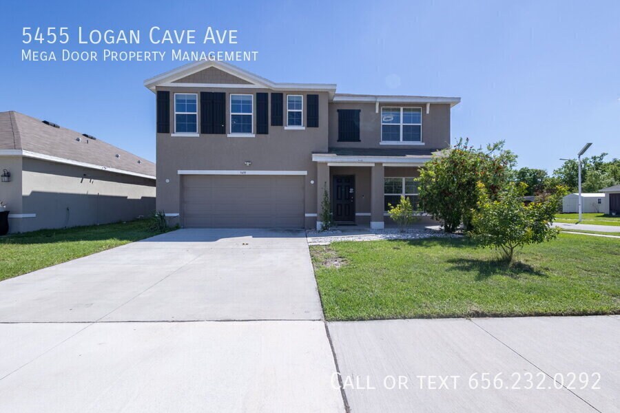 5455 Logan Cave Ave in Wimauma, FL - Building Photo