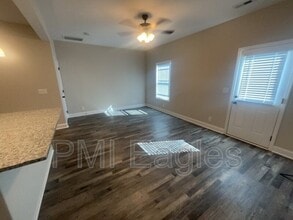 384 Fallow Cir in Clarksville, TN - Building Photo - Building Photo