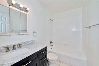 626 SW 14th Ave in Fort Lauderdale, FL - Building Photo - Building Photo