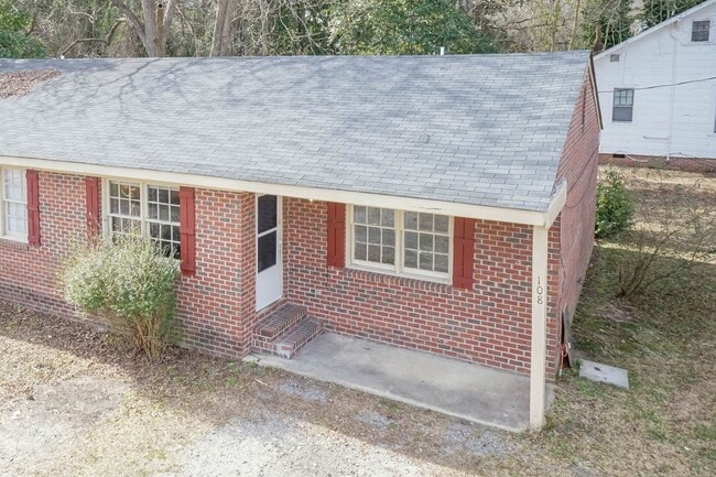 property at 108 S Pine St