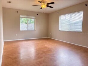 904 16th St E in Palmetto, FL - Foto de edificio - Building Photo
