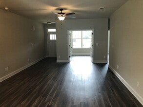 103 Chancellor Ct in Greenwood, SC - Building Photo - Building Photo