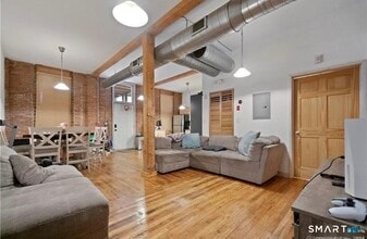 325 Lafayette St in Bridgeport, CT - Building Photo - Building Photo