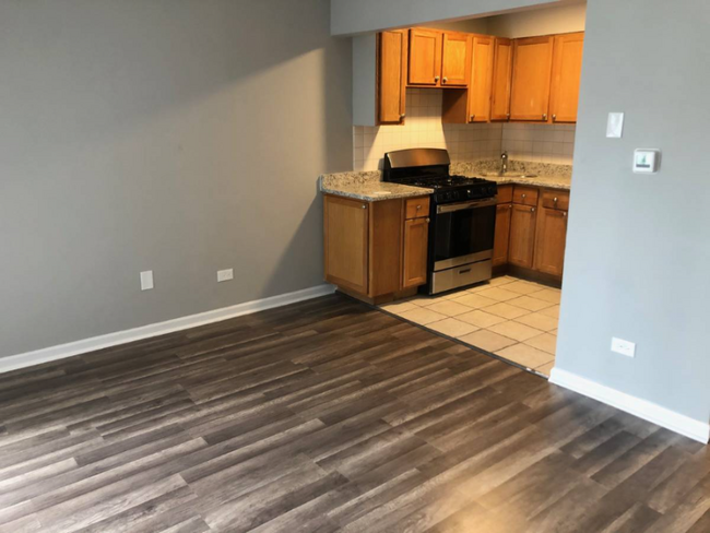 3343 Commercial in South Chicago Heights, IL - Building Photo - Building Photo