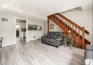 4862 Stoneybrook Blvd in Hilliard, OH - Building Photo - Building Photo