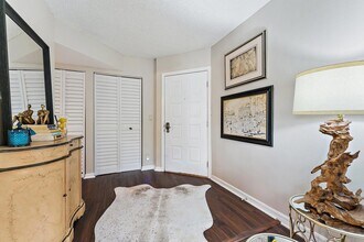 1605 S US Hwy 1, Unit C306 in Jupiter, FL - Foto de edificio - Building Photo