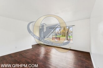 3331 Farley St in Burton, MI - Building Photo - Building Photo