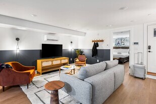 122 N 3rd St in Philadelphia, PA - Building Photo