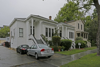 1310 18th St in Sacramento, CA - Building Photo - Building Photo