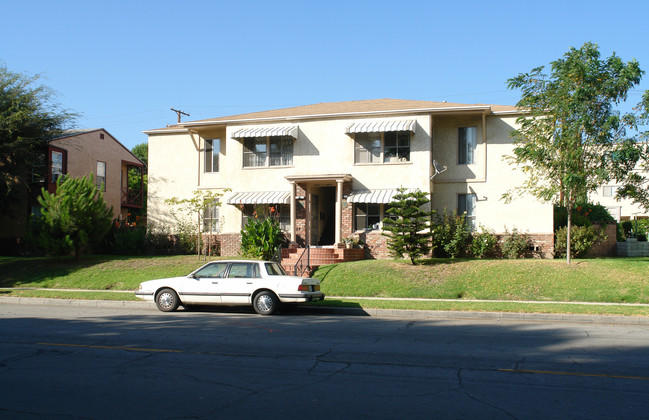 1204 N 3rd St in Burbank, CA - Building Photo - Building Photo