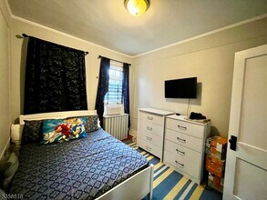 1329 Alina St in Elizabeth, NJ - Building Photo - Building Photo