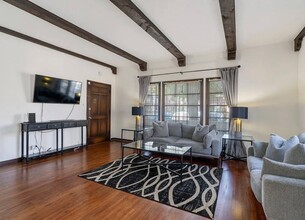 4250 Garthwaite Ave in Los Angeles, CA - Building Photo - Building Photo