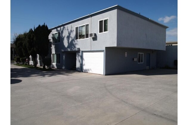 10530 Bell St in Stanton, CA - Building Photo - Building Photo