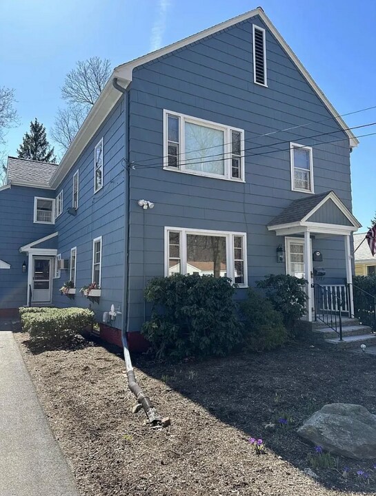 552 Chandler St in Worcester, MA - Foto de edificio