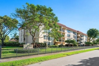 property at 1000 Spanish River Rd