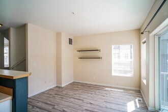13970 SW Scholls Ferry Rd in Beaverton, OR - Building Photo - Building Photo