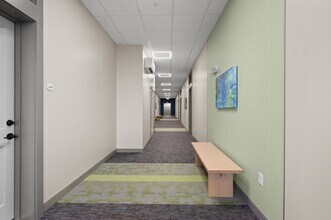 56 Oak Terrace, Unit 307 in Haverhill, MA - Foto de edificio - Building Photo