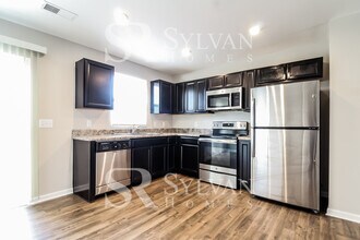 6 Castlebrook Dr in Greenville, SC - Building Photo - Building Photo