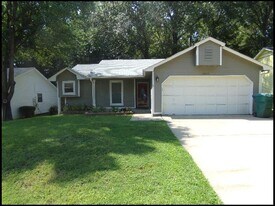 12415 Goldleaf Dr in Little Rock, AR - Building Photo