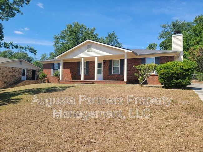 property at 2803 Ptarmigan Rd