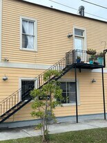 3200 Banks St in New Orleans, LA - Building Photo