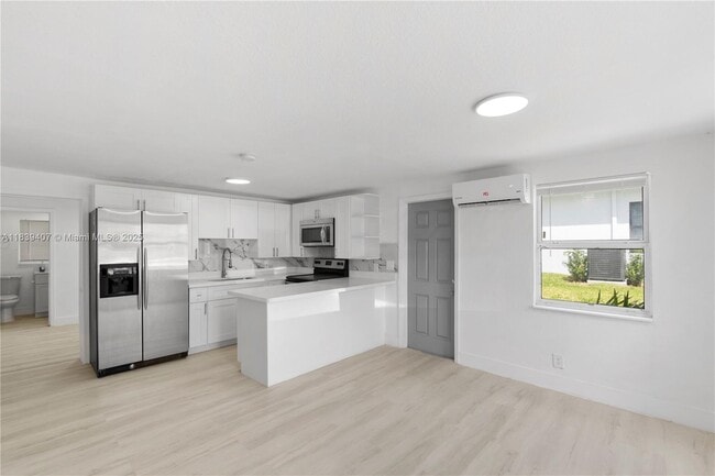 property at 607 SW 3rd St