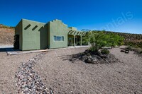 4310 E Tomahawk Dr in Kingman, AZ - Foto de edificio - Building Photo