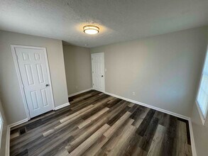 1003 W Whitney Ave in Louisville, KY - Building Photo - Building Photo