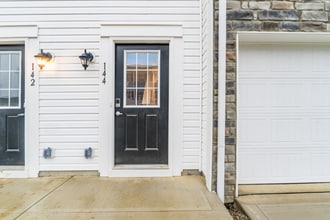 144 Dusky Willow Dr in Reynoldsburg, OH - Foto de edificio - Building Photo