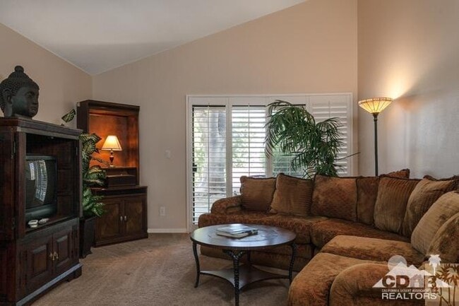 property at 72384 Ridgecrest Ln