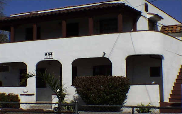 854 W 8th St in San Bernardino, CA - Foto de edificio - Building Photo