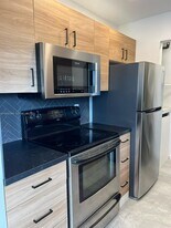 7474 E Plumosa Ln in Greenacres, FL - Building Photo