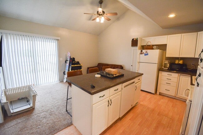 1239 4th Ave SE in Rochester, MN - Building Photo - Building Photo