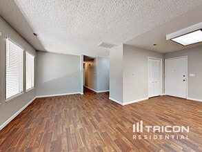 2024 Bavil Dr in Ceres, CA - Building Photo - Building Photo
