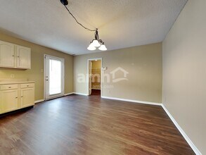 10215 Noble Ct in Indianapolis, IN - Building Photo - Building Photo