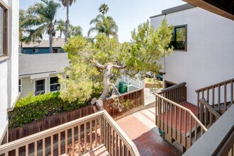 2807 Highland Ave, Unit #1 in Santa Monica, CA - Building Photo - Building Photo