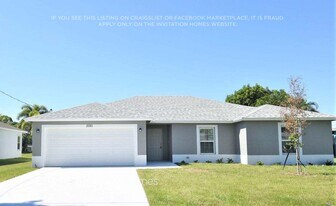 2261 SE Heathwood Cir in Port St. Lucie, FL - Building Photo