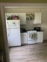 114 Fairfield Ln, Unit #1