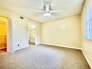 3738 N University Dr, Unit H-2 in Coral Springs, FL - Building Photo - Building Photo