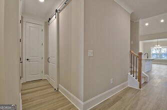 190 Redhaven Dr in Senoia, GA - Foto de edificio - Building Photo