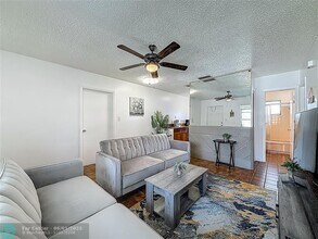 2275 SE 6th St in Pompano Beach, FL - Building Photo - Building Photo