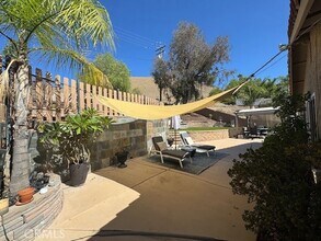 22696 San Joaquin Dr E in Canyon Lake, CA - Building Photo - Building Photo