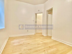 201 W 105th St in New York, NY - Building Photo - Building Photo