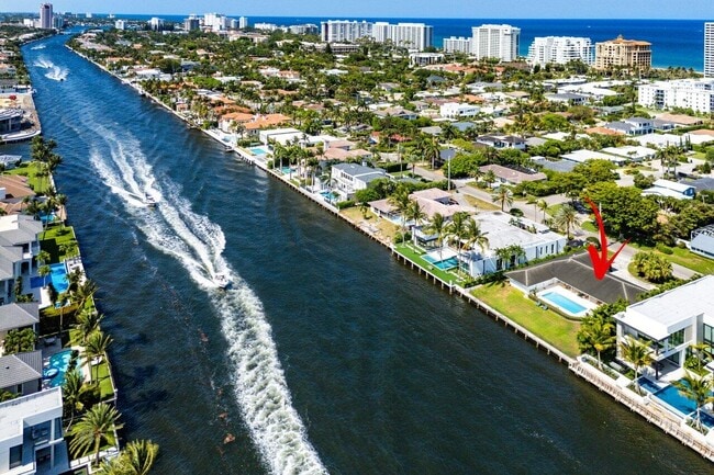 2767 Spanish River Rd in Boca Raton, FL - Building Photo - Building Photo