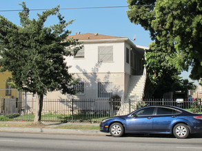 3963-3965 S Normandie Ave in Los Angeles, CA - Building Photo - Building Photo